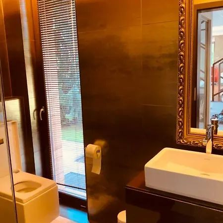 D'scret Luxury Private Wellness Pool Villa